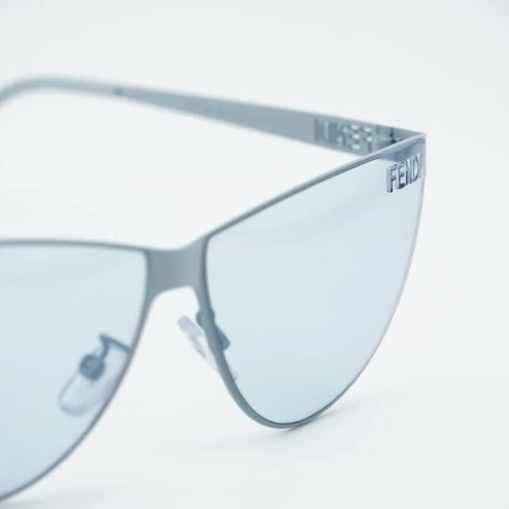 Fendi FE40138U 85V Sunglasses Blue Cat Eye Frame, Blue Lenses